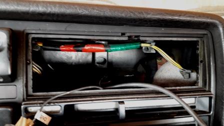 wire-loom-car-radio-stereo