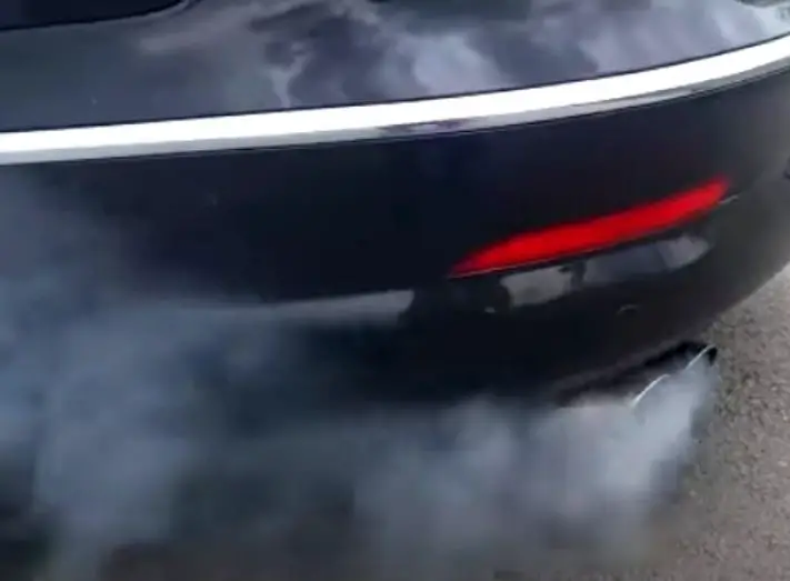 10 REASONS FOR WHITE SMOKE FROM THE EXHAUST